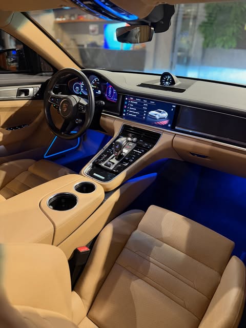 PORSCHE PANAMERA PLATINIUM EDITION 4 E-HYBRID - Imagem 14