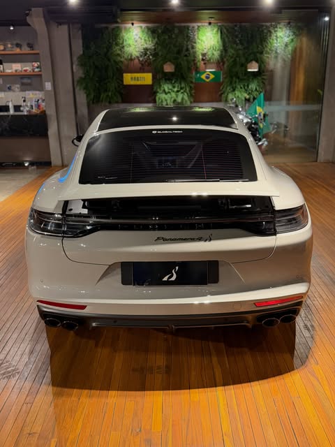 PORSCHE PANAMERA PLATINIUM EDITION 4 E-HYBRID - Imagem 9