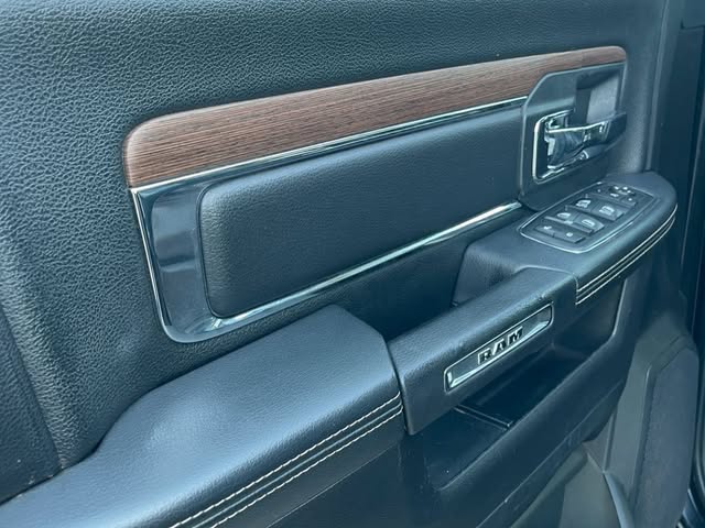 RAM 2500 LARAMIE - Imagem 15