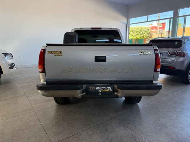 CHEVROLET SILVERADO - Imagem 6