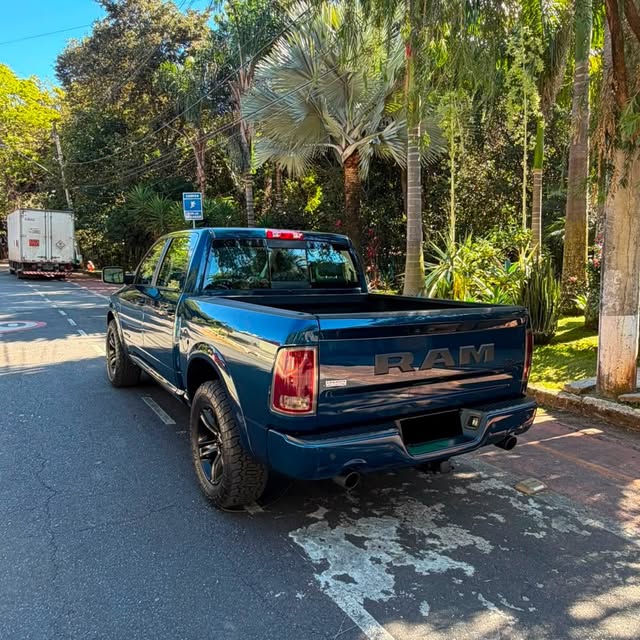 RAM CLASSIC LARAMIE - Imagem 6
