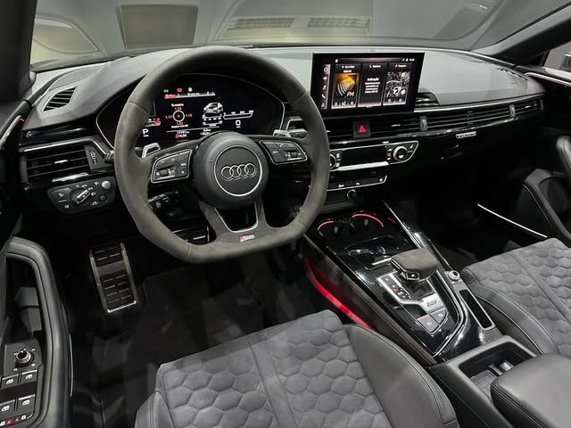 AUDI RS5 COMPETITION PLUS - Imagem 5