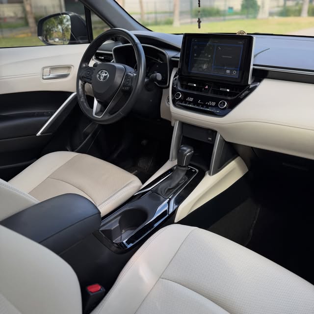TOYOTA COROLLA CROSS XRX HYBRID - Imagem 7