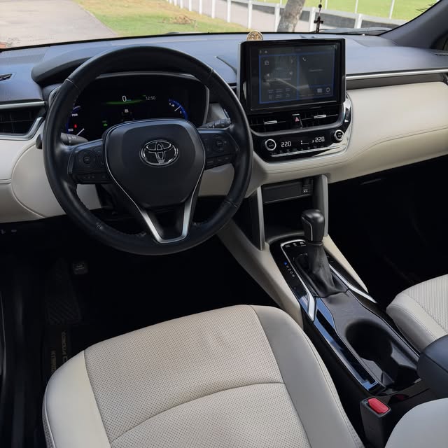 TOYOTA COROLLA CROSS XRX HYBRID - Imagem 8