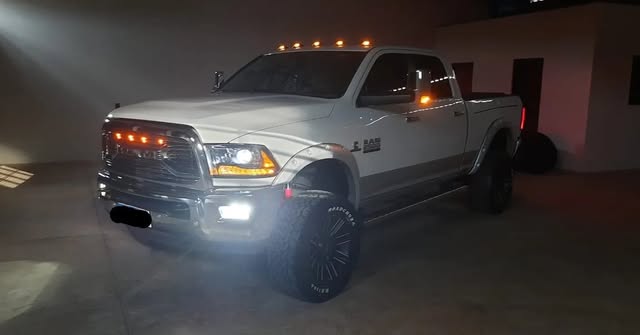 RAM 2500 LARAMIE - Imagem 9