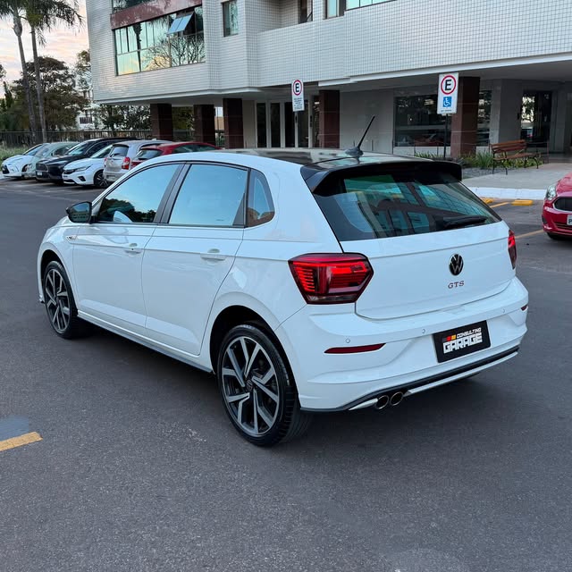 VOLKSWAGEN POLO GTS - Imagem 3
