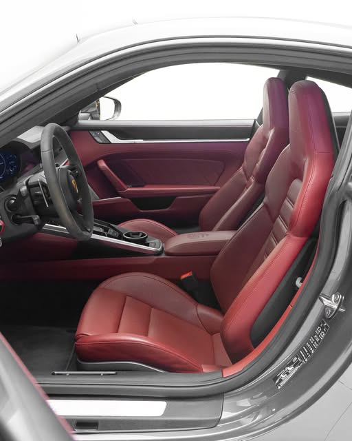 PORSCHE 911 TURBO S - Imagem 4