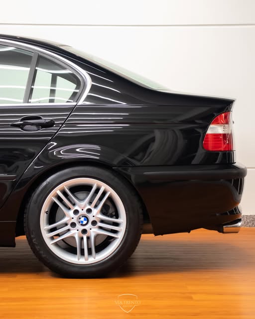 BMW 330I - Imagem 5