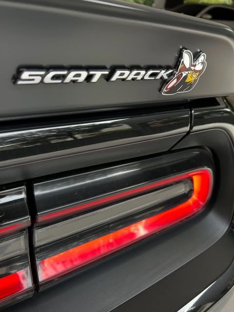 DODGE CHALLENGER R/T 6.4 HEMI SCATPACK - Imagem 9