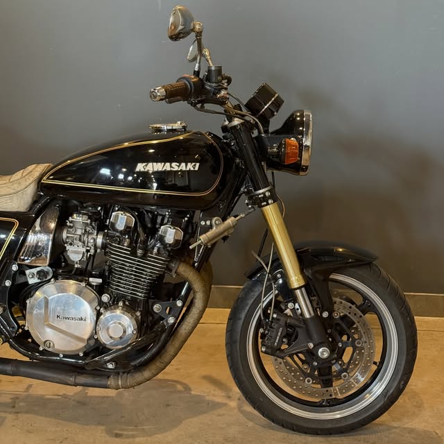 KAWASAKI KZ 1000 - Imagem 3