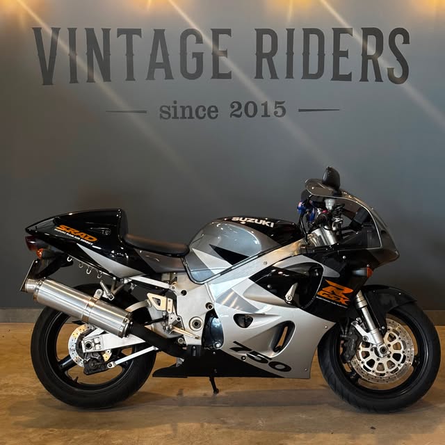 SUZUKI GSX-R 750 - Imagem 2