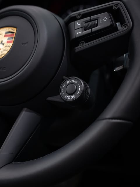 PORSCHE MACAN T - Imagem 4