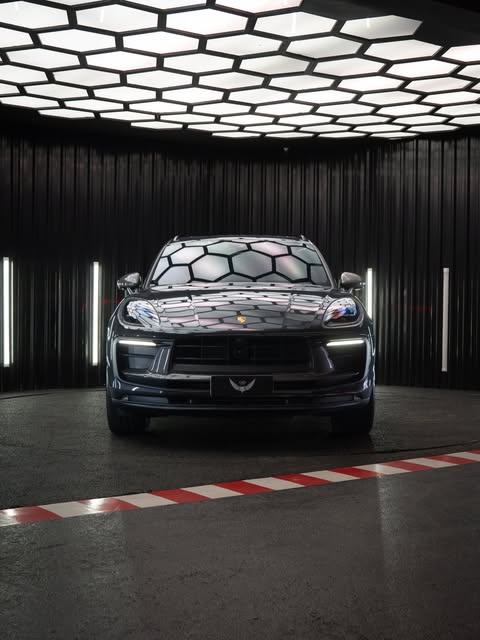PORSCHE MACAN T - Imagem 5