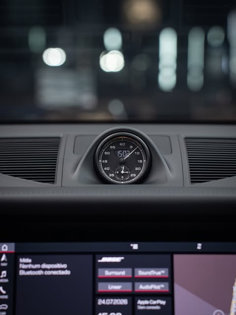 PORSCHE MACAN T - Imagem 8
