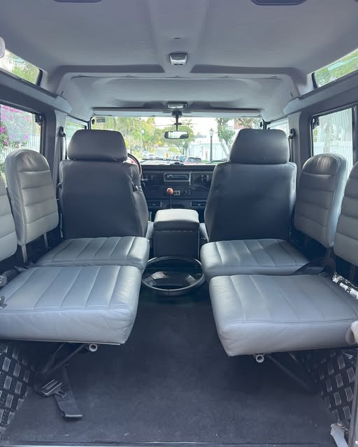 LAND ROVER DEFENDER - Imagem 10