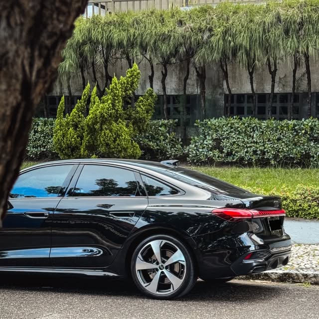 AUDI A5 PERFORMANCE S EDITION - Imagem 12