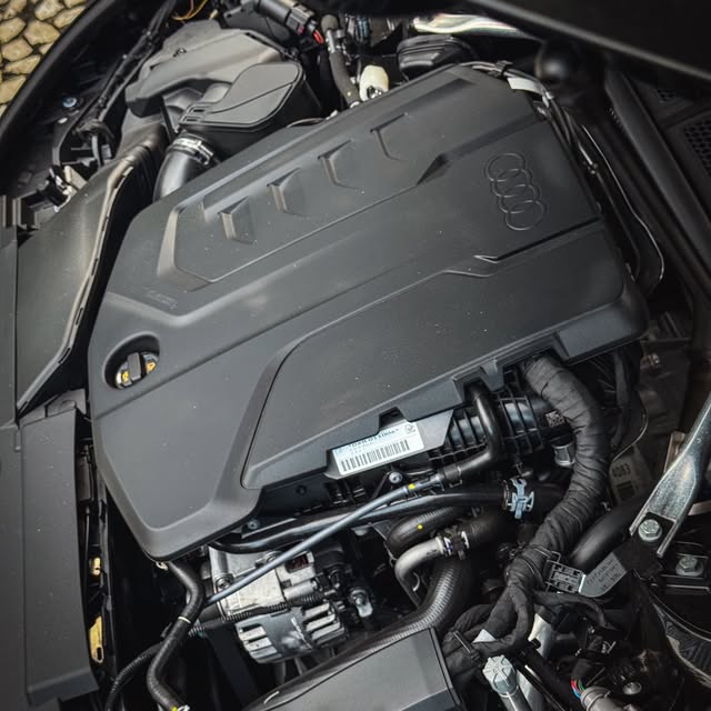 AUDI A5 PERFORMANCE S EDITION - Imagem 17
