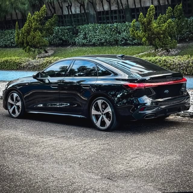 AUDI A5 PERFORMANCE S EDITION - Imagem 6