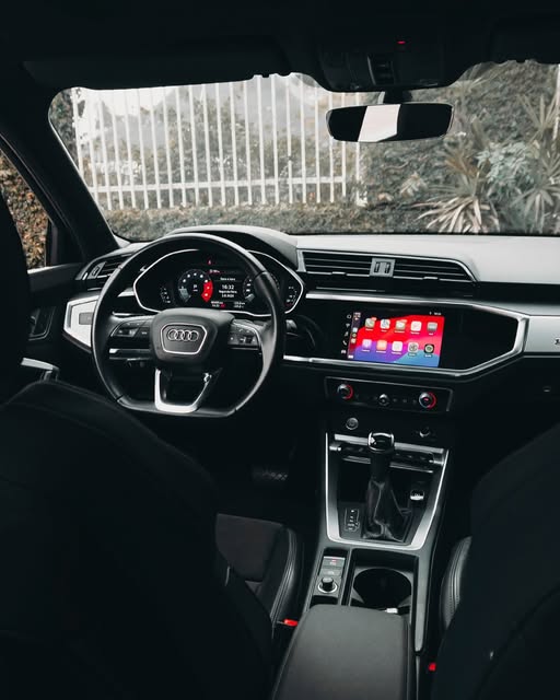 AUDI Q3 BLACK EDITION - Imagem 3