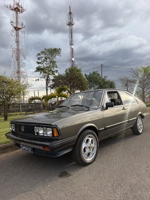 VOLKSWAGEN PASSAT LS VILLAGE - Imagem 2