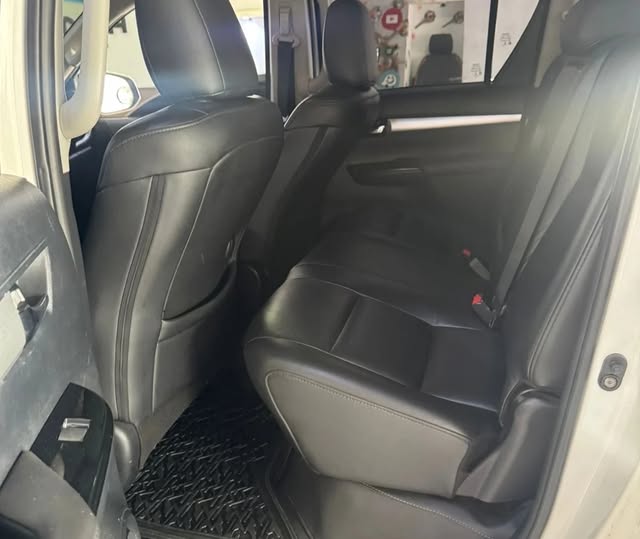 TOYOTA HILUX SR - Imagem 3