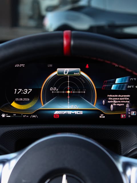MERCEDES-BENZ A45 S AMG 4MATIC+ - Imagem 6