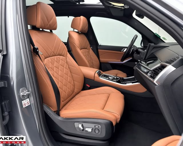 BMW X5 XDRIVE50E M SPORT - Imagem 5
