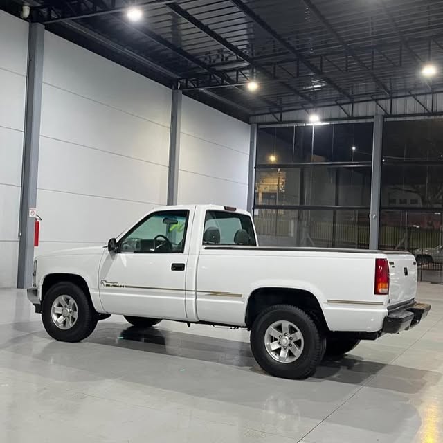 CHEVROLET SILVERADO - Imagem 11