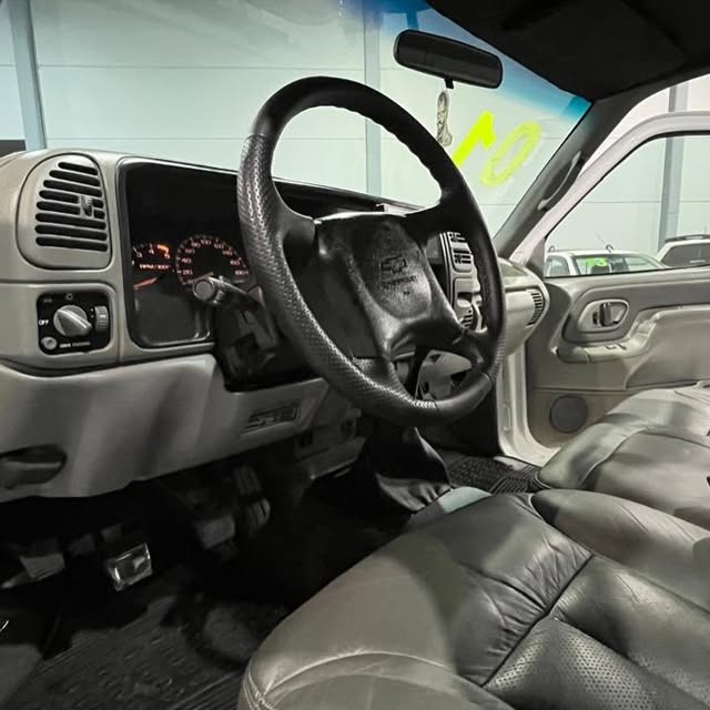 CHEVROLET SILVERADO - Imagem 13