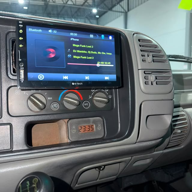 CHEVROLET SILVERADO - Imagem 15