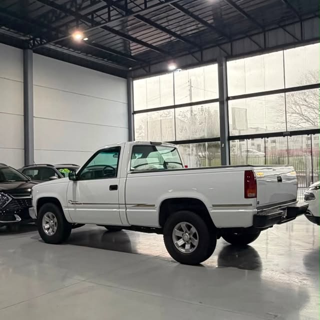 CHEVROLET SILVERADO - Imagem 9