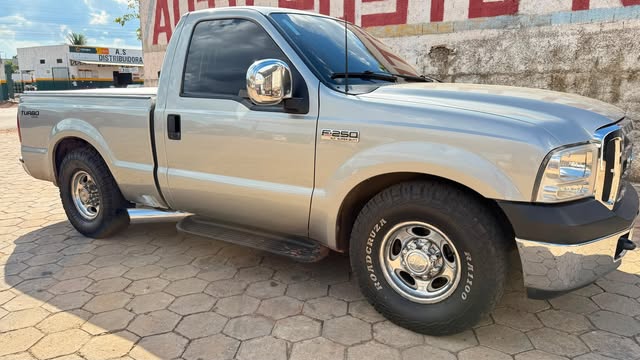 FORD F-250 XLT-L - Imagem 4
