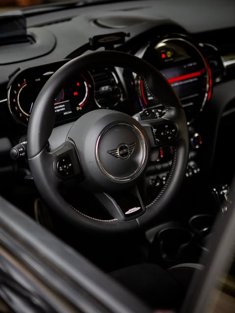 MINI JOHN COOPER WORKS - Imagem 14