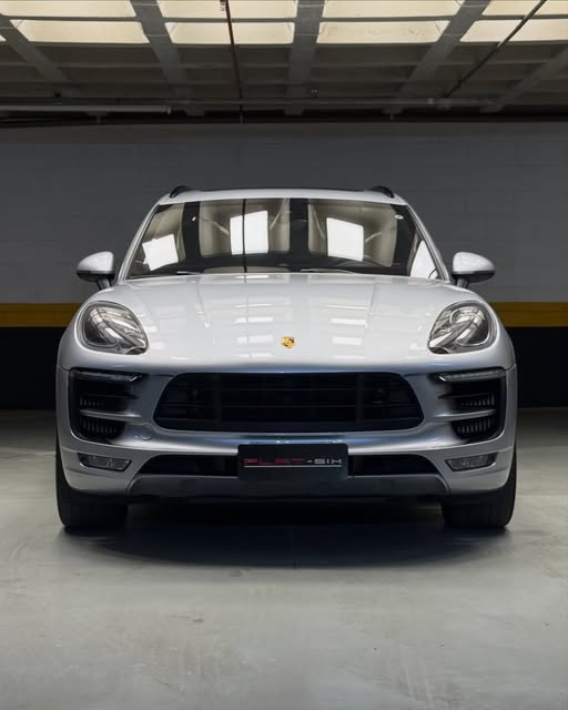 PORSCHE MACAN GTS - Imagem 18