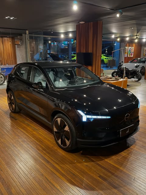 VOLVO EX30 - Imagem 2