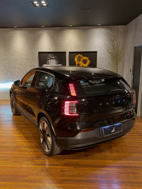 VOLVO EX30 - Imagem 16