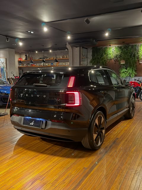 VOLVO EX30 - Imagem 4
