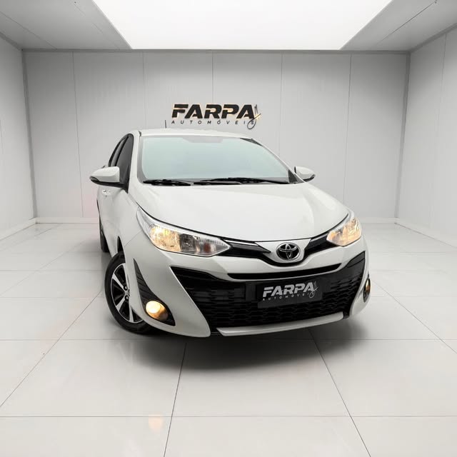 TOYOTA YARIS XS - Imagem 1