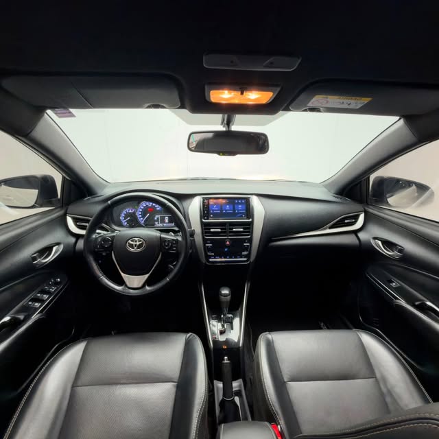 TOYOTA YARIS XS - Imagem 10