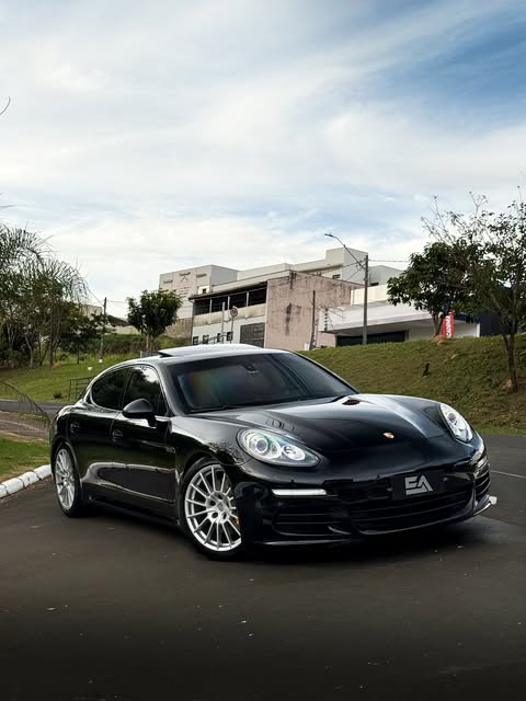 PORSCHE PANAMERA S - Imagem 1