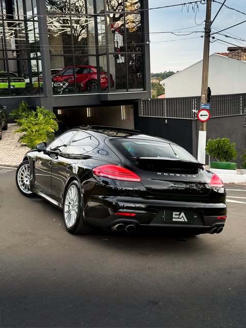PORSCHE PANAMERA S - Imagem 14