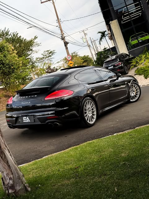 PORSCHE PANAMERA S - Imagem 17
