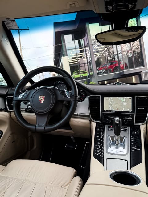 PORSCHE PANAMERA S - Imagem 8