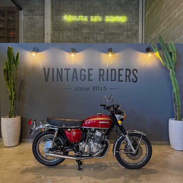 HONDA CB 750 FOUR - Imagem 1