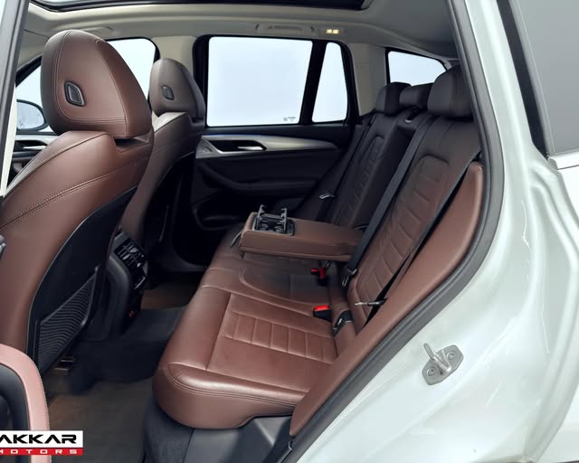 BMW X3 XDRIVE30E X LINE - Imagem 5