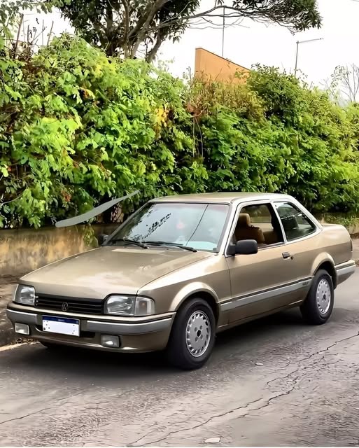 VOLKSWAGEN APOLLO - Imagem 2