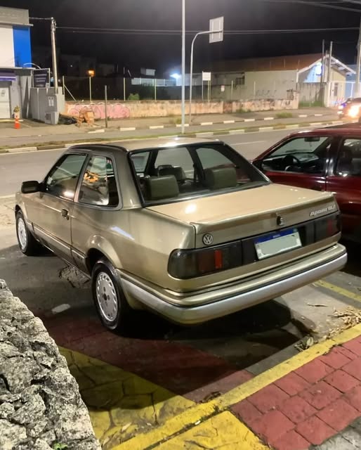 VOLKSWAGEN APOLLO - Imagem 11