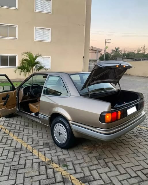 VOLKSWAGEN APOLLO - Imagem 13