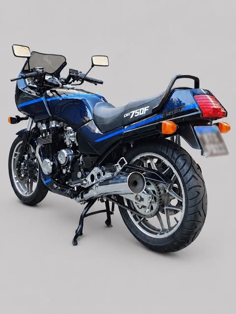 HONDA CBX 750 - Imagem 2