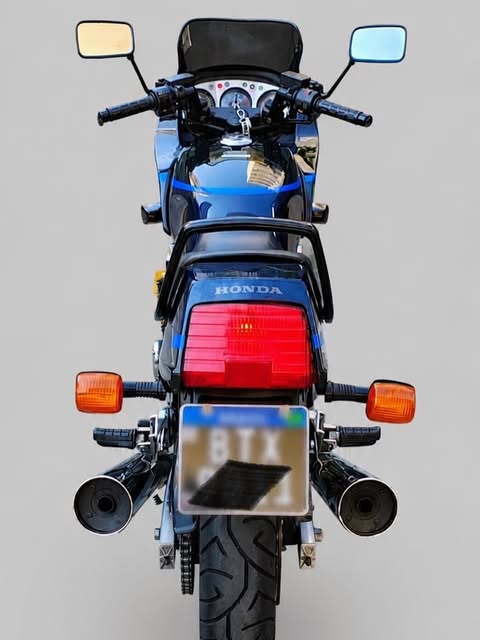 HONDA CBX 750 - Imagem 5